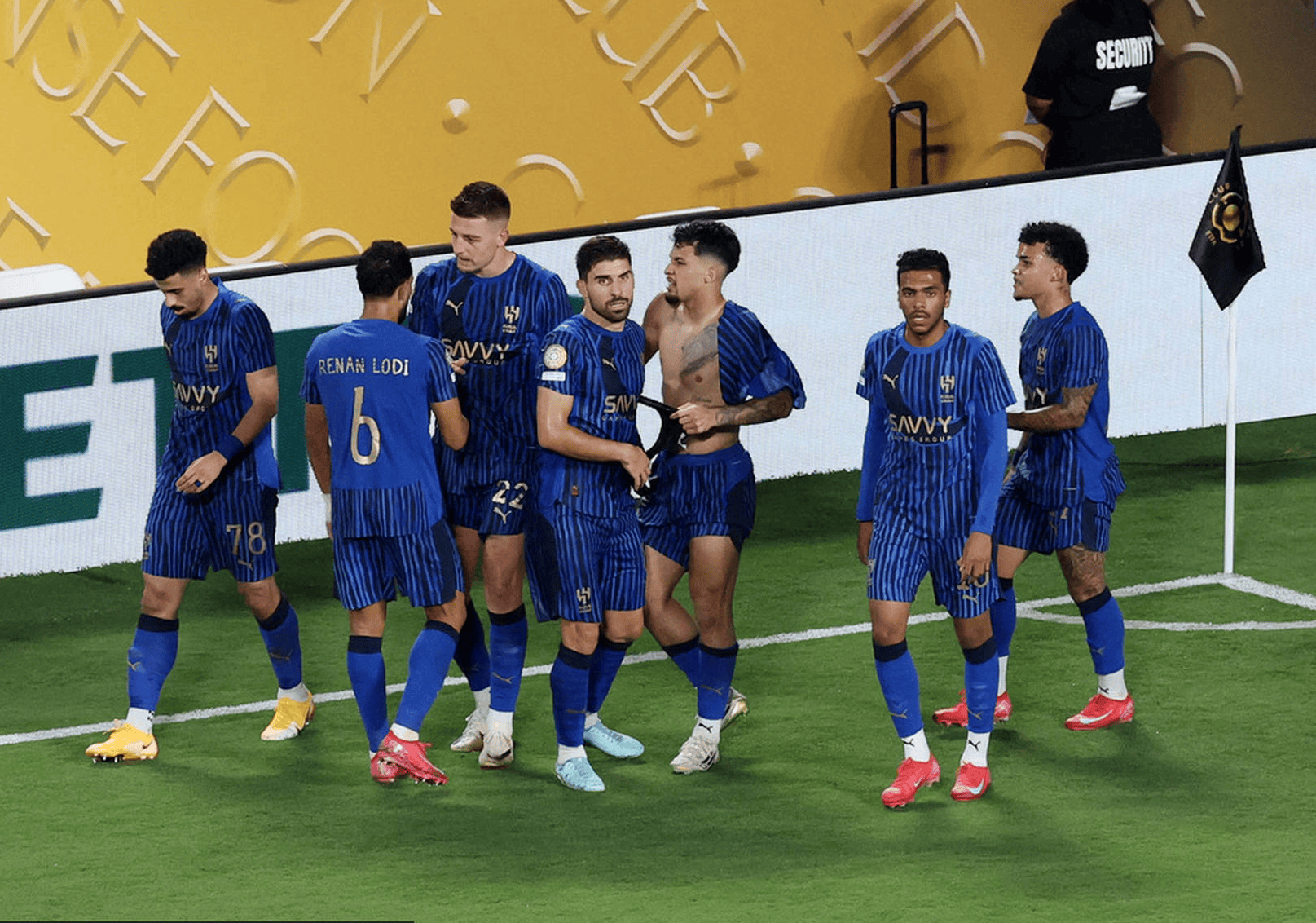 开云体育-包含里尔客场凭借团队合作，战胜对手，掌声雷动的词条