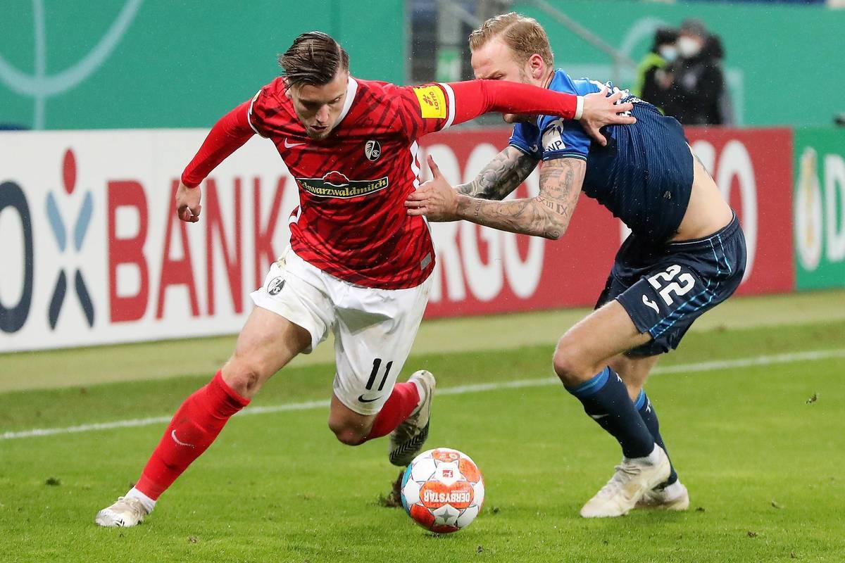 沃尔夫斯堡主场获胜，稳居上游，全场震撼