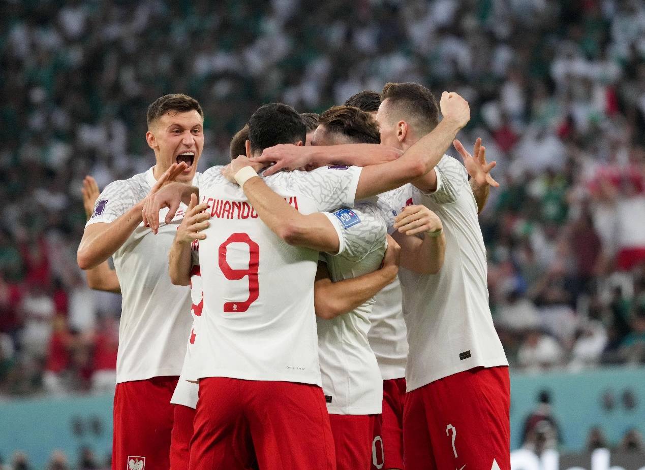 葡萄牙完胜荷兰，莱万扛起全队的简单介绍