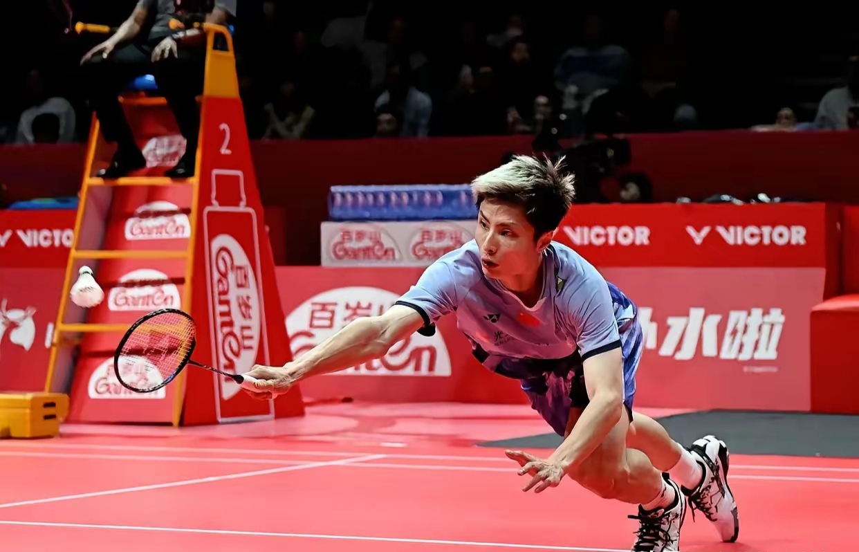 丹麦队绝杀印尼队,石宇奇扛起全队 丹麦队绝杀印尼队,石宇奇扛起全队