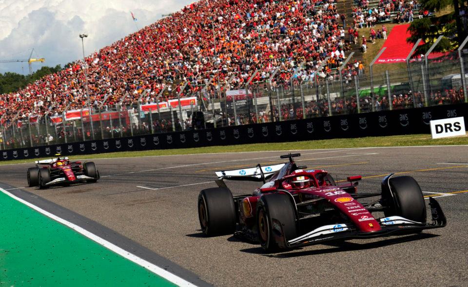 梅赛德斯碾压红牛二队，维斯塔潘带队取胜