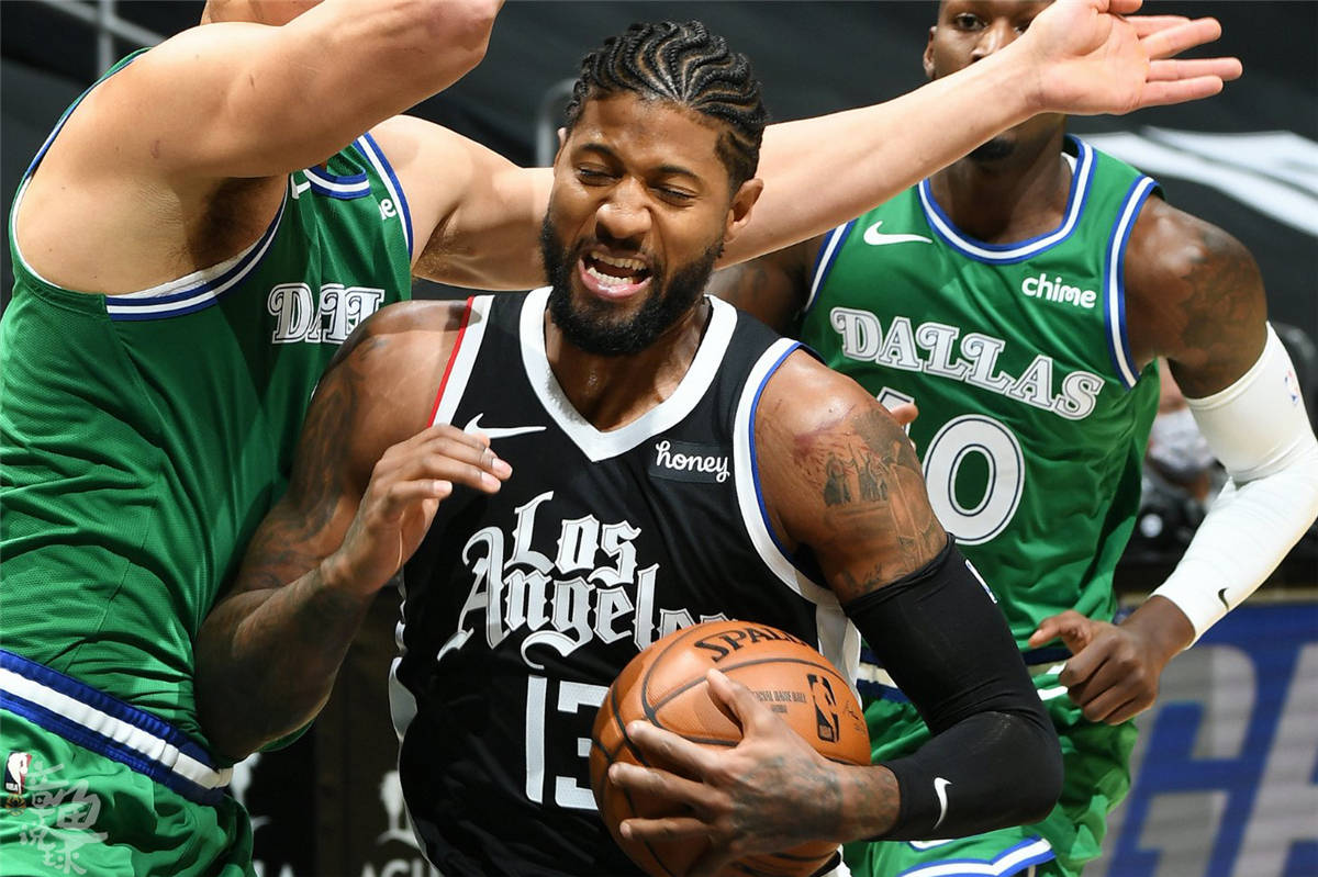 开云平台-福建队碾压深圳队，乔治带队取胜